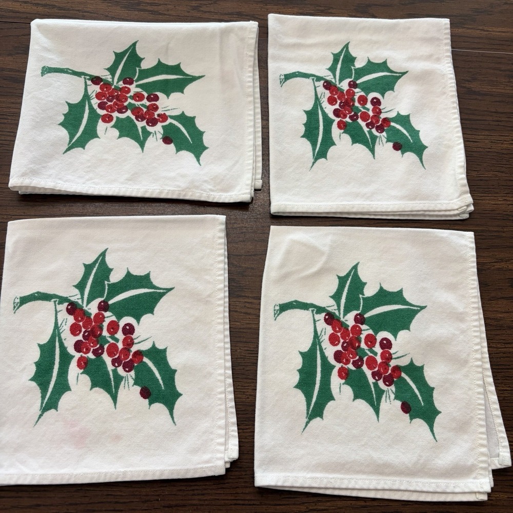 Vintage Holly Berry Cloth Napkins Set Of 4 Holiday Table